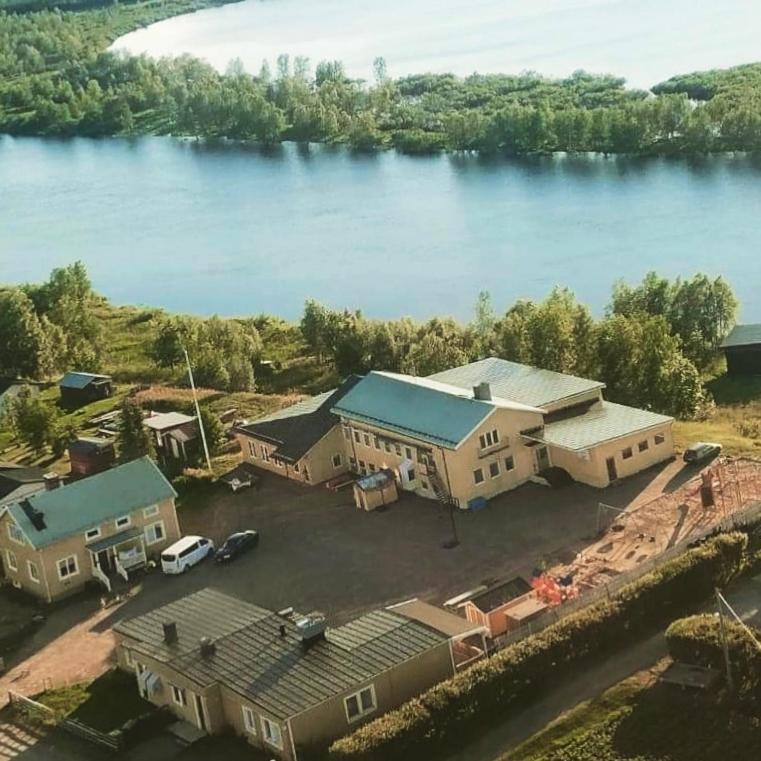 Kuttainen Lodge Karesuando Екстериор снимка