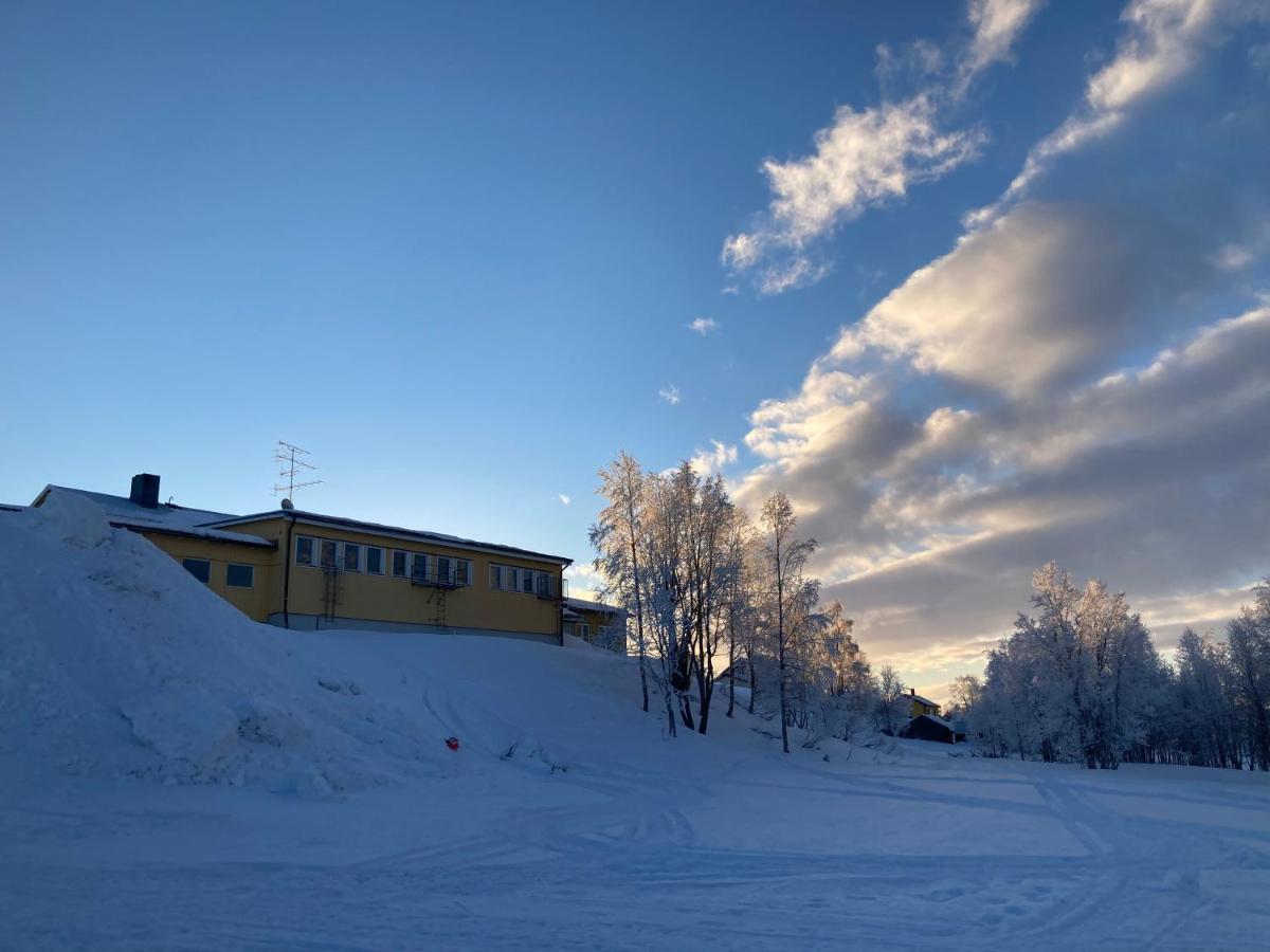 Kuttainen Lodge Karesuando Екстериор снимка